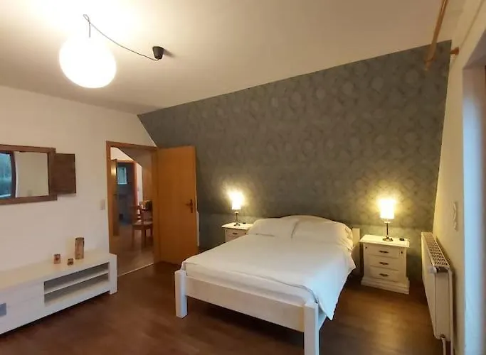 In Upper Floor In Nature Reserve. * Hipstedt